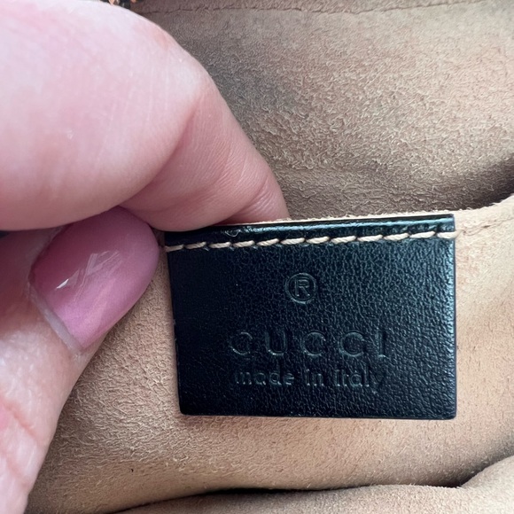 GG Marmont small matelassé shoulder bag - Picture 2 of 3